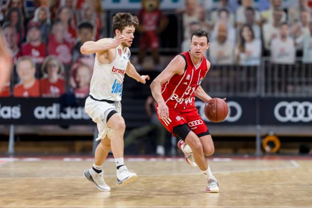 的进步和个 的进步和个