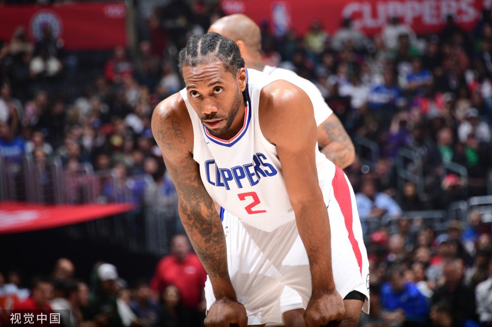 多名球员的 多名球员的