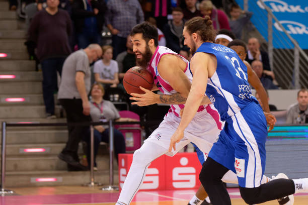 尽管有财务 尽管有财务