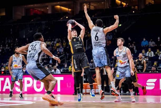 态起伏不定 态起伏不定