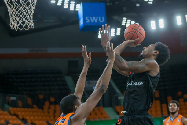 联赛中新疆 联赛中新疆